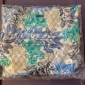 Vera Bradley Tote *retired